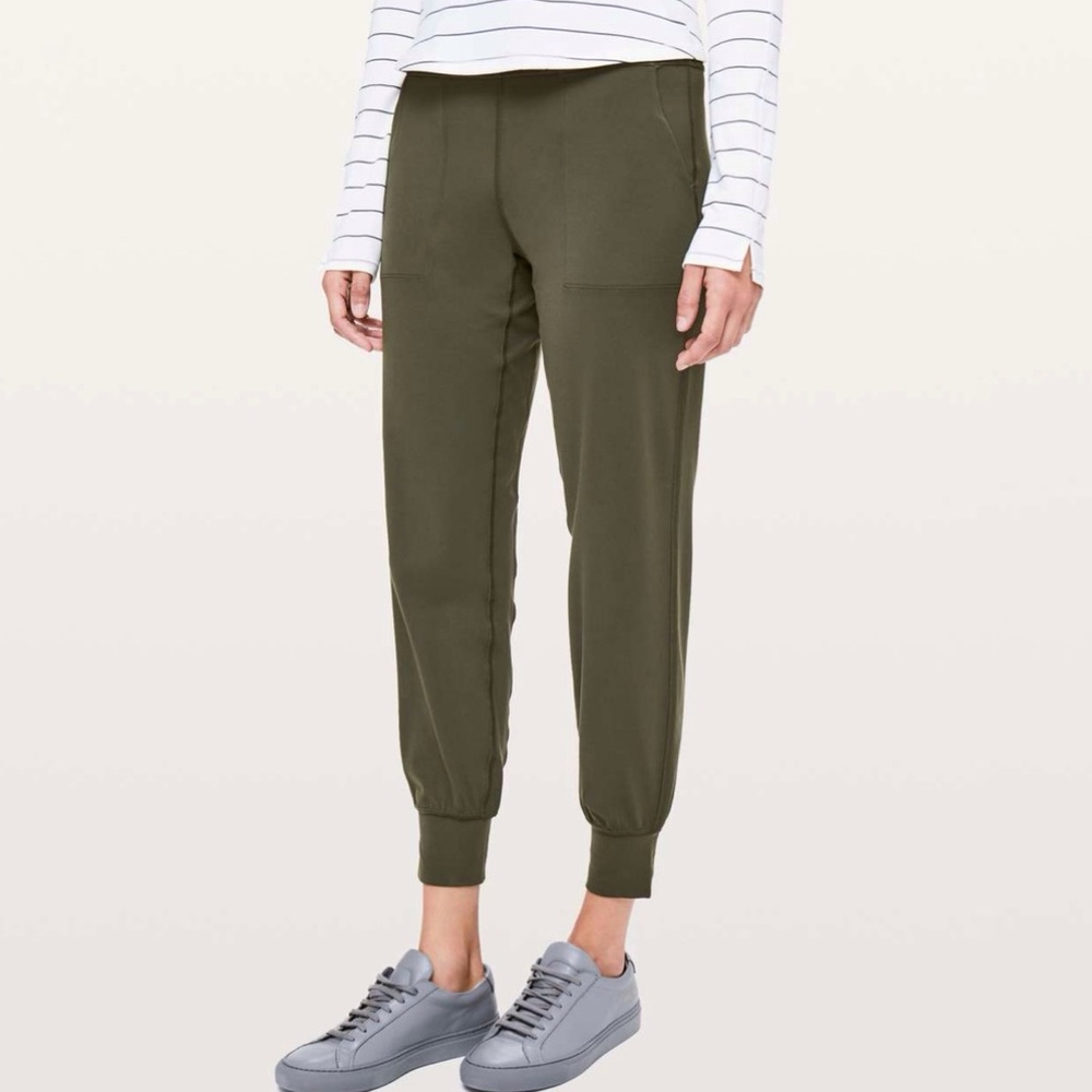 Lululemon dark olive green align jogger pants leggings 28” high waisted - Picture 8 of 11